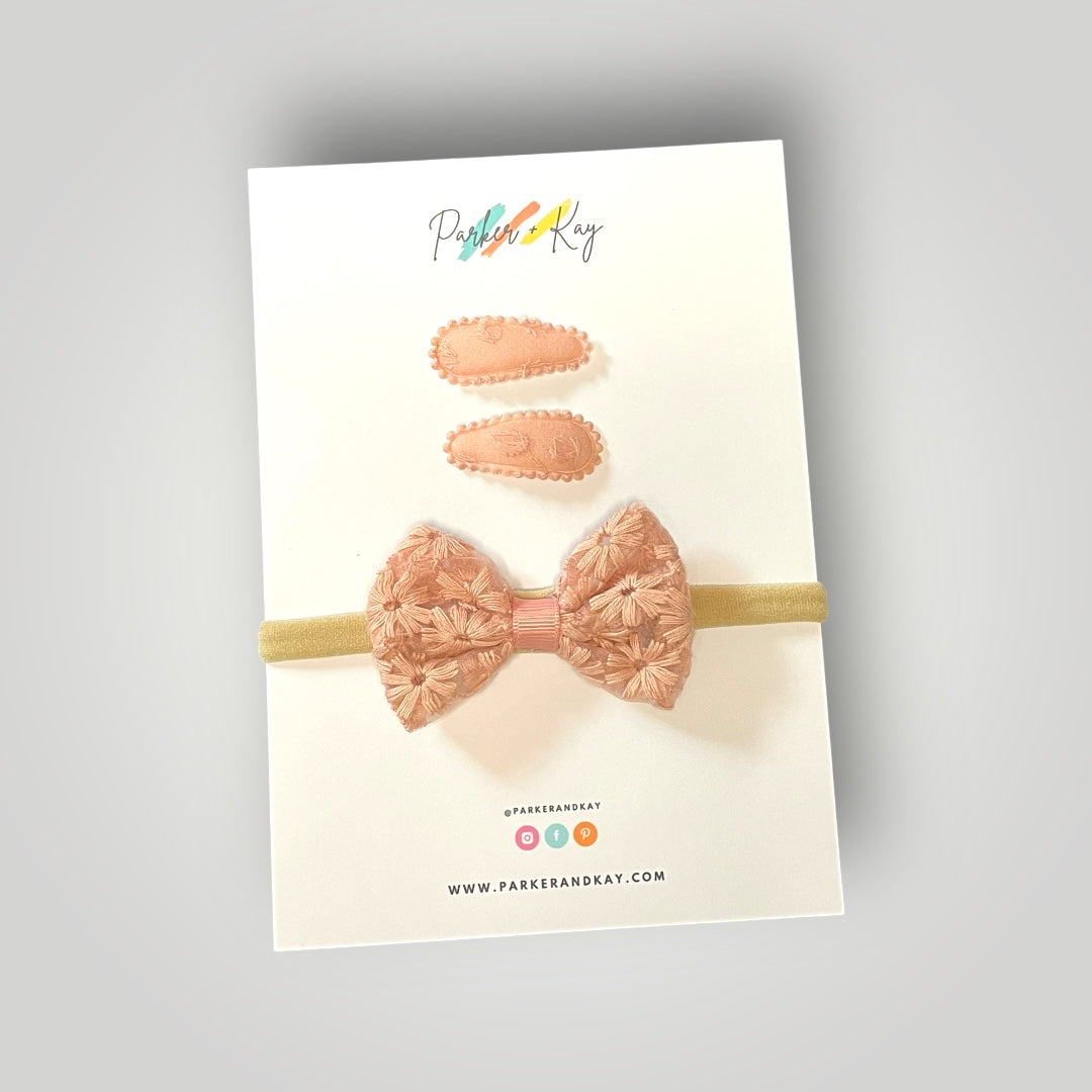 Embroidered Bow Variety Set