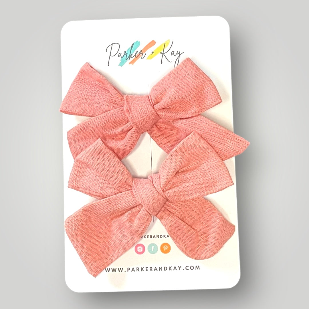 Classic Linen Pigtail Bows