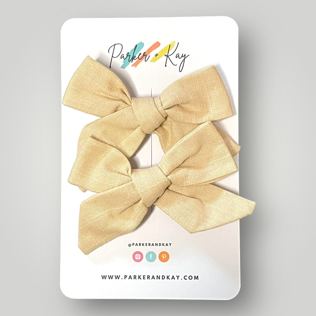 Classic Linen Pigtail Bows