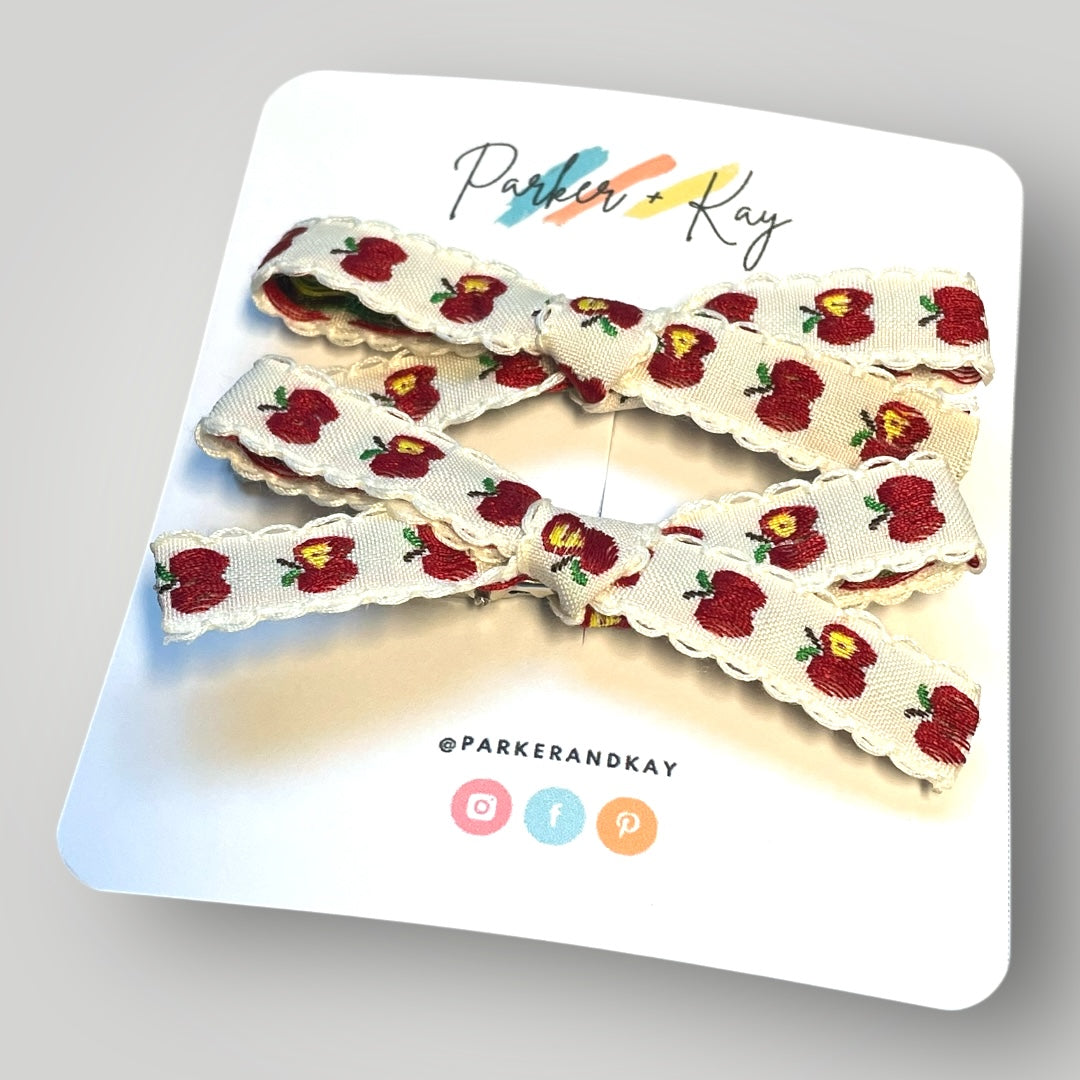 Apple Pigtail Bows