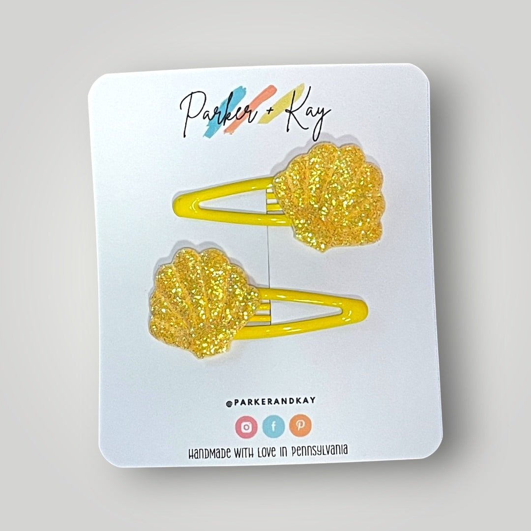 Shimmering Seashell Snap Clips