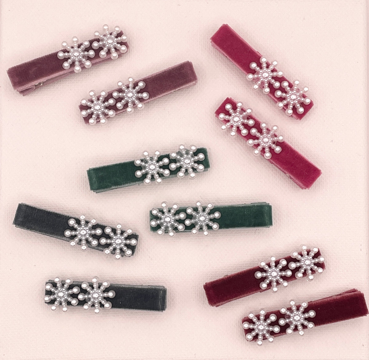 Velvet Snowflakes Clips