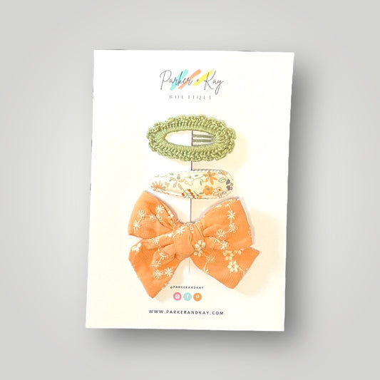 Embroidered Bow and Clip Set