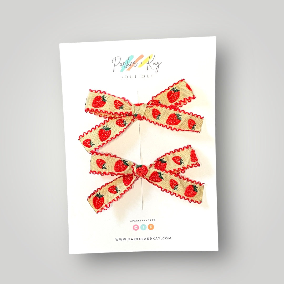 Strawberry Pigtail Bows