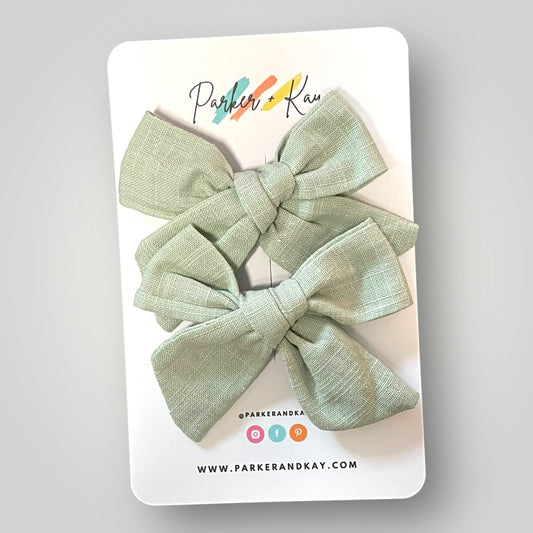 Classic Linen Pigtail Bows