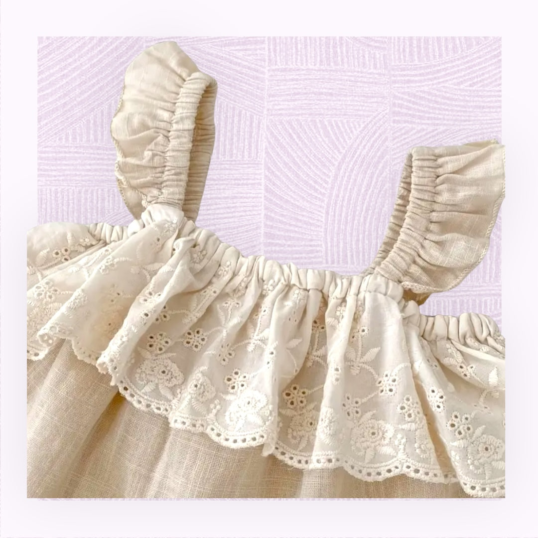 RAELYNN Embroidered Ruffle Outfit